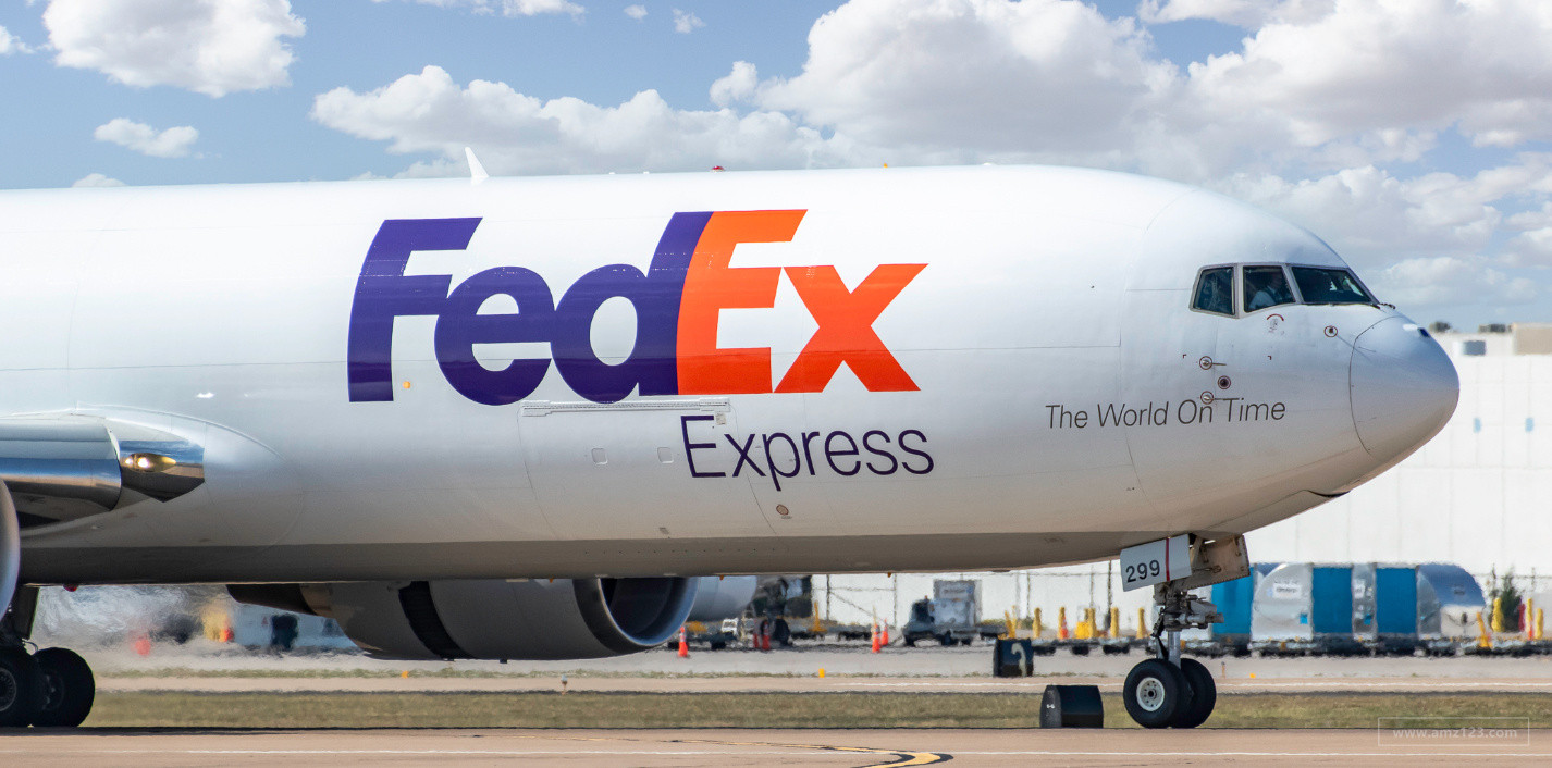 香港联邦（FedEx）仿牌价：接F牌鞋子、衣服、内电产品